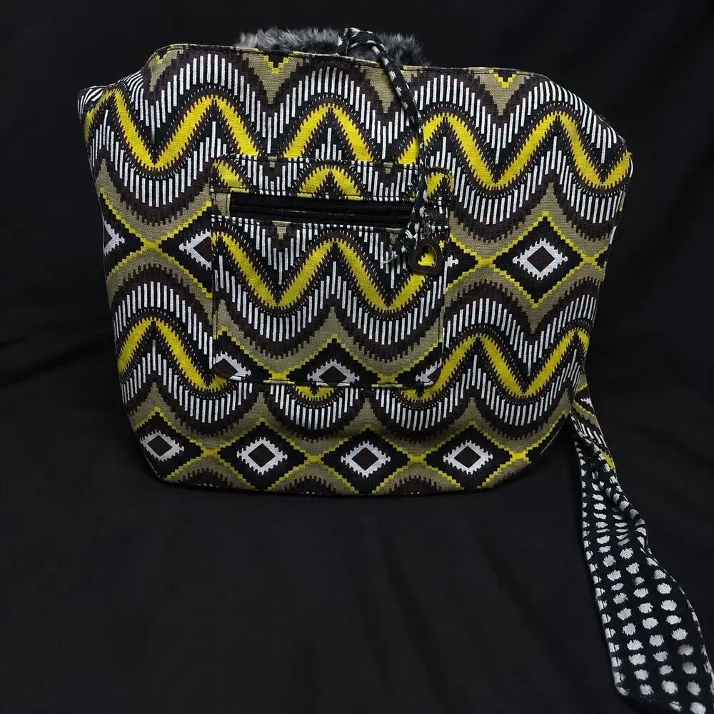Yellow Chevron Pattern Reverse Bag - Picture 5 of 5